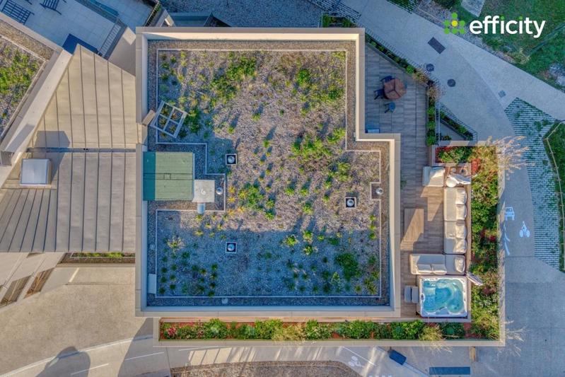 Appartement - 100 m² - 4 pièces