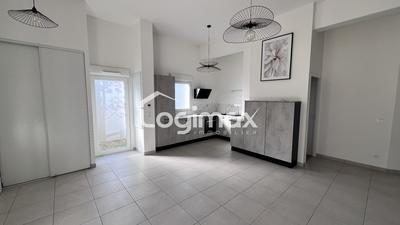 Appartement - 84 m² - 4 pièces
