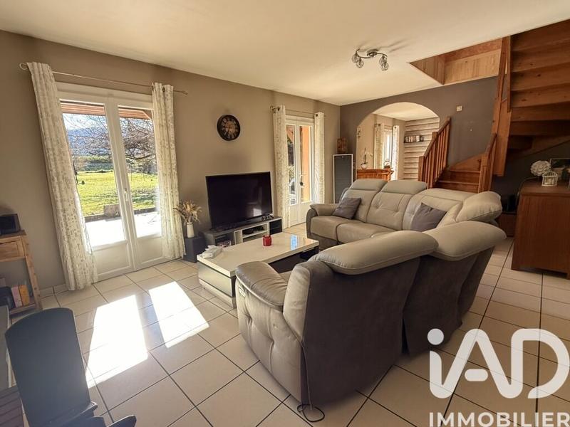 Maison - 115 m² - 4 pièces