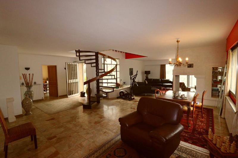 Villa - 173 m² - 5 pièces