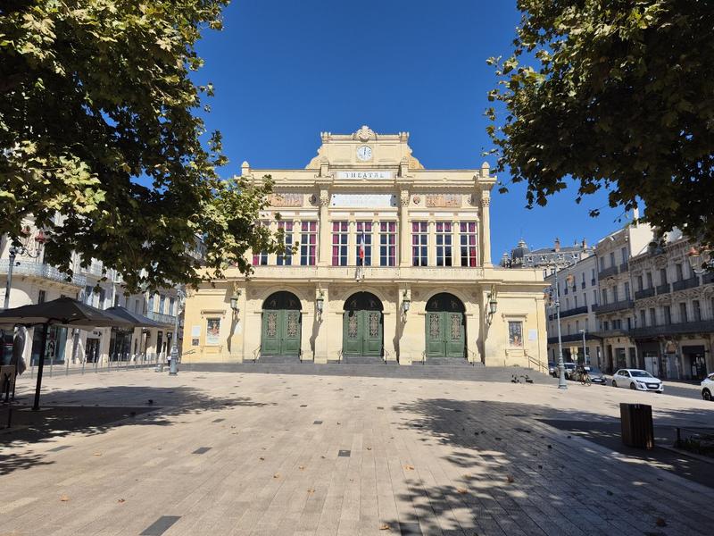 Appartement haussmannien - 330 m² - 10 pièces