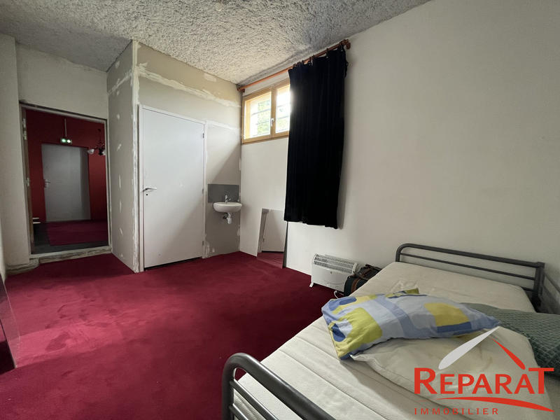 Local d'activités - 325 m²