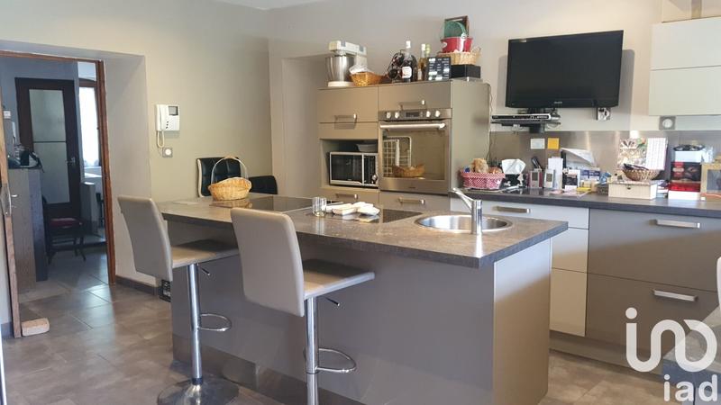 Maison de village - 250 m² - 8 pièces