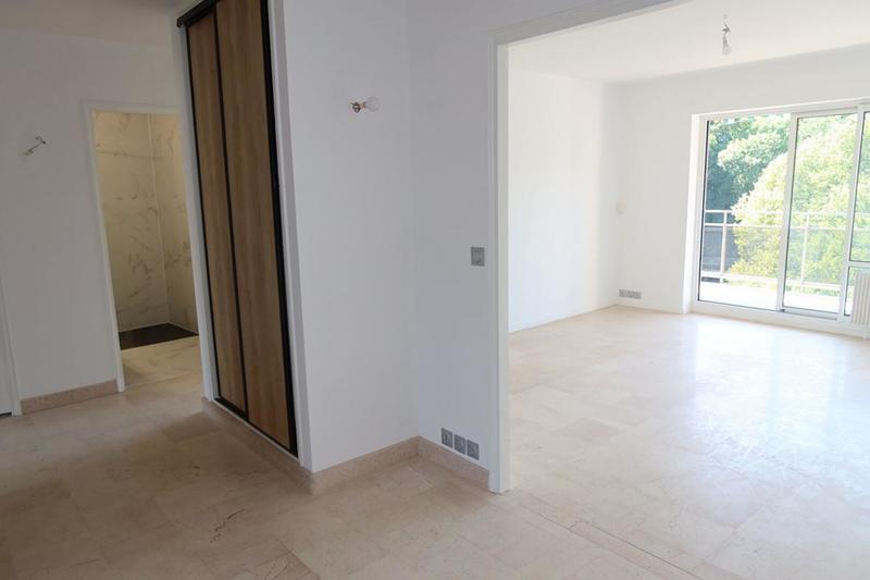 Appartement - 75 m² - 3 pièces