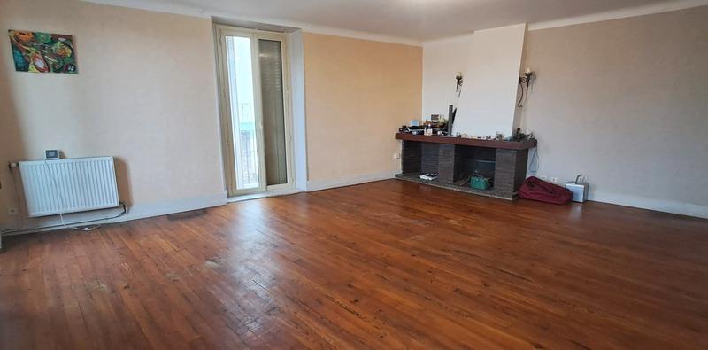 Appartement - 82 m² - 2 pièces