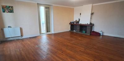 Appartement - 82 m² - 2 pièces