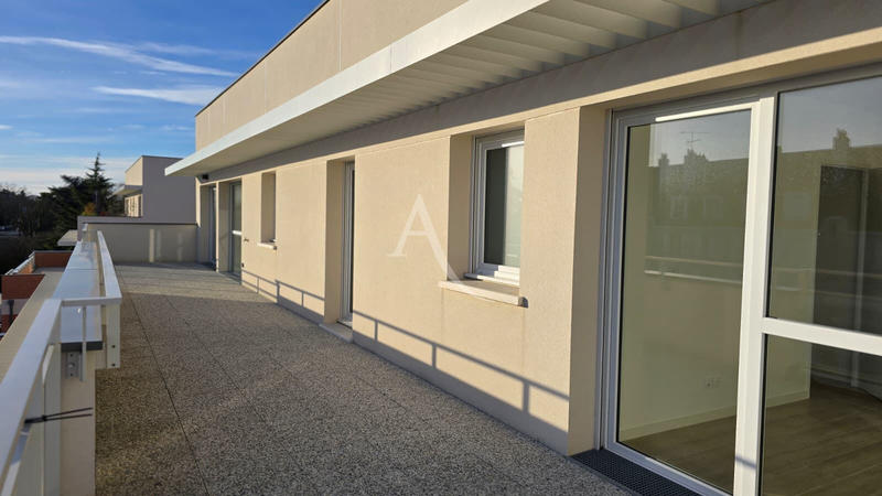 Appartement - 112 m² - 5 pièces