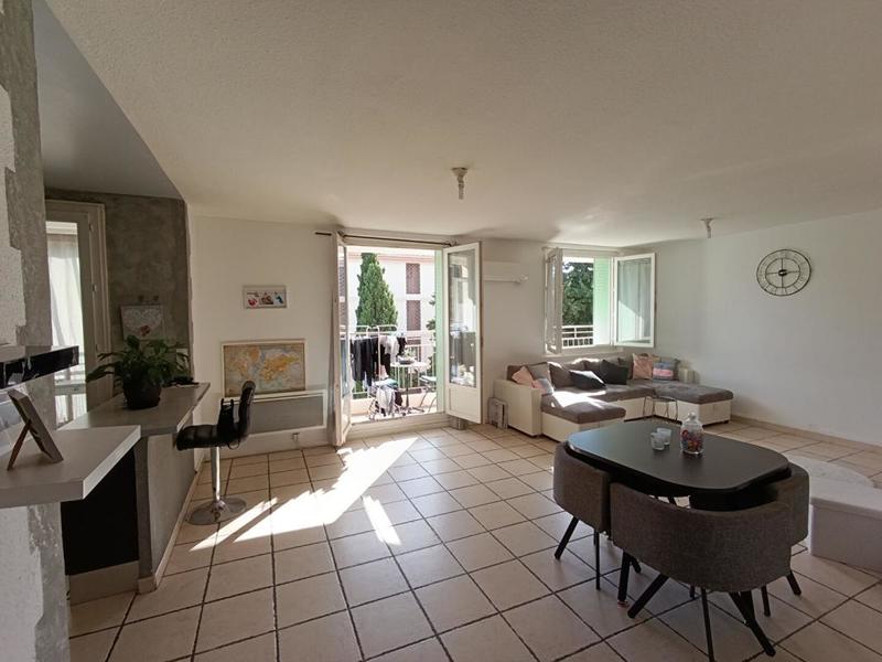 Appartement - 67 m² - 3 pièces
