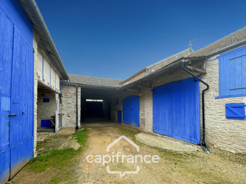 Propriété - 90 m² - 3 pièces