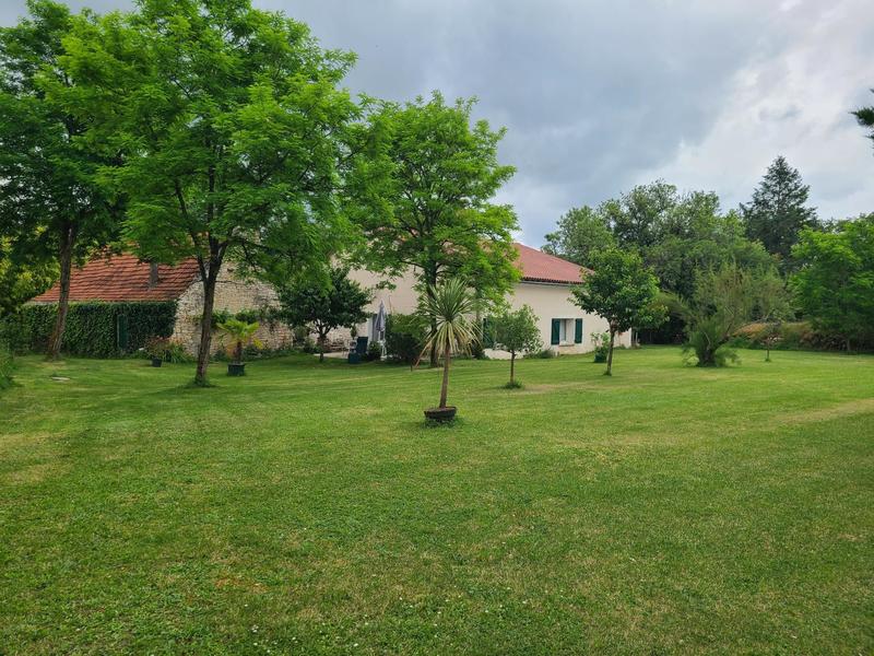 Maison - 140 m² - 4 pièces
