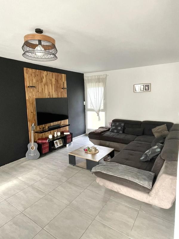 Appartement - 80 m² - 4 pièces