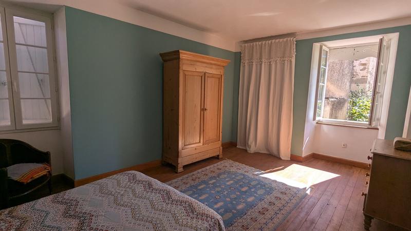 Maison - 257 m² - 7 pièces