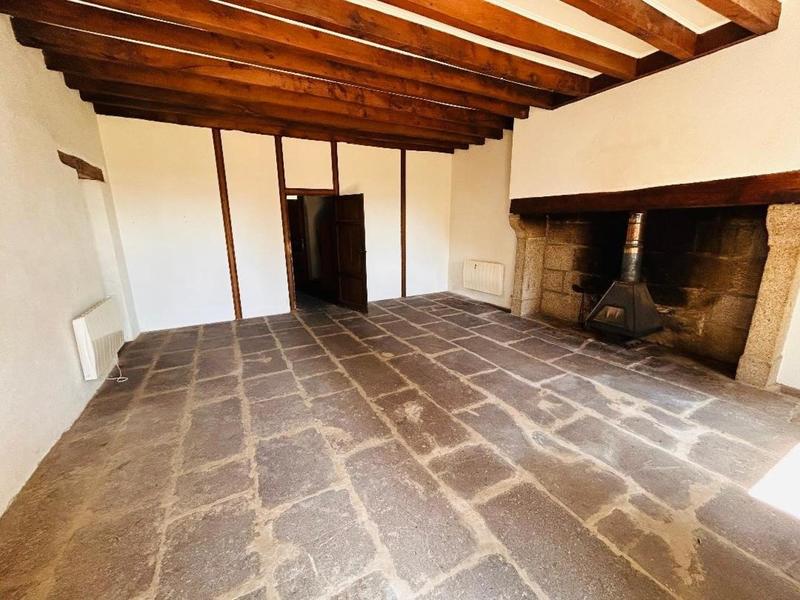 Maison - 420 m² - 12 pièces