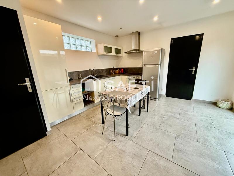 Maison - 80 m² - 4 pièces