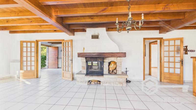 Maison traditionnelle - 145 m² - 5 pièces