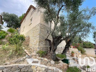 Maison - 257 m² - 10 pièces