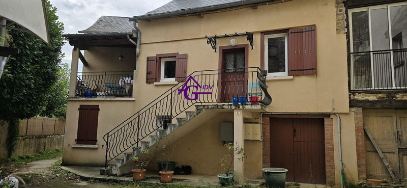 Maison traditionnelle - 89 m² - 4 pièces