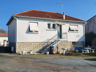 Maison - 105 m² - 6 pièces