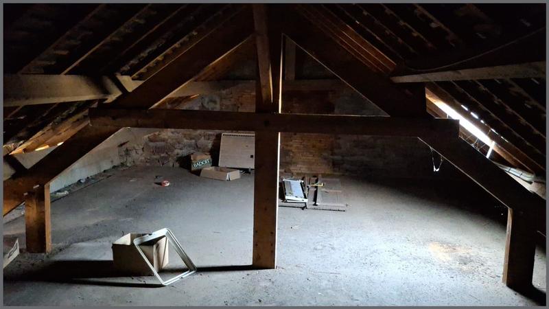 Maison - 210 m² - 9 pièces