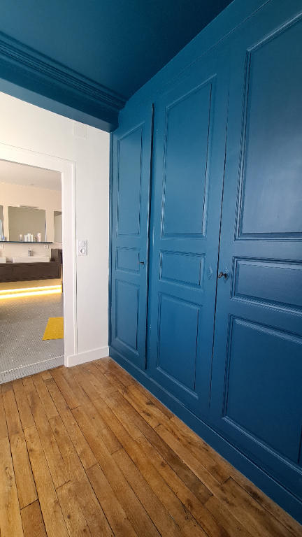 Maison - 339 m² - 8 pièces