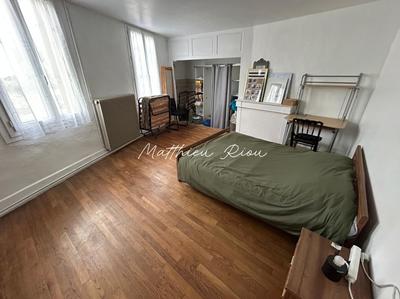 Maison - 206 m² - 8 pièces