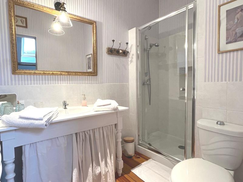 Maison ancienne - 432 m² - 15 pièces