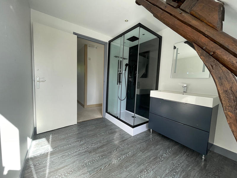 Maison - 295 m² - 10 pièces