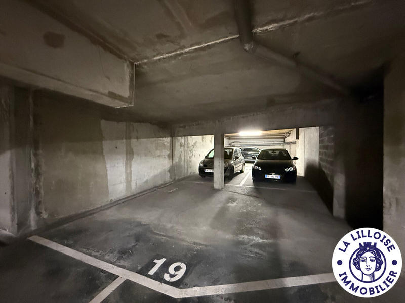 Parking / Garage - 15 m²