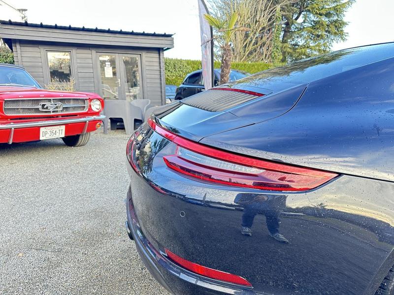 Porsche 991 Carrera 4 Gts