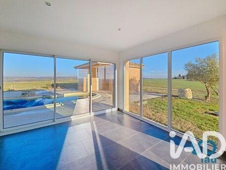 Maison de maîtres - 222 m² - 11 pièces