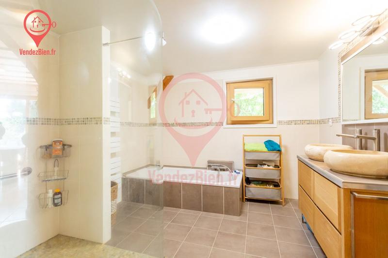 Maison - 150 m² - 5 pièces