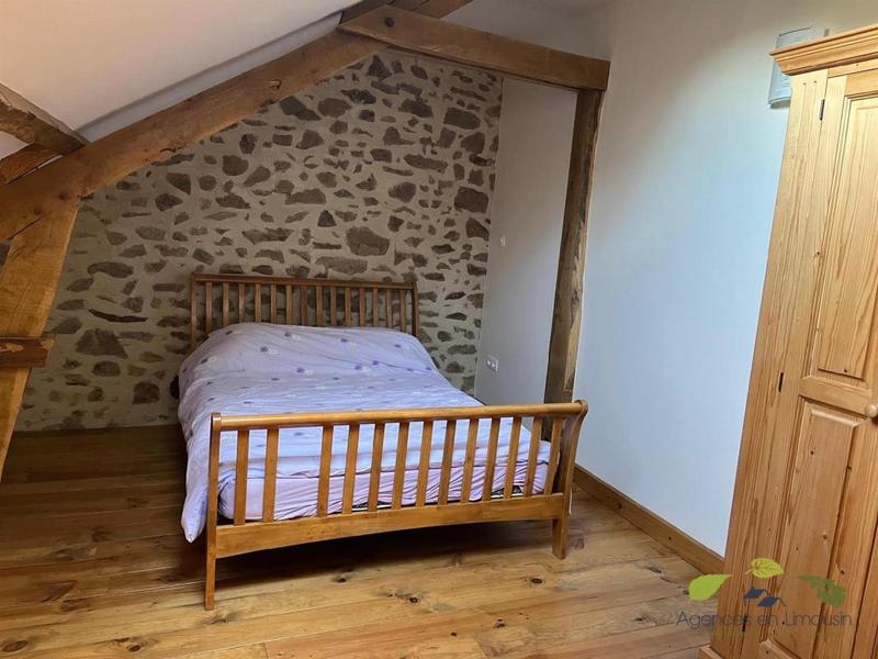 Propriété - 195 m² - 6 pièces