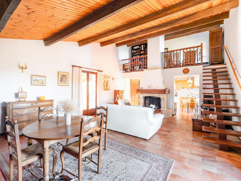 Maison - 123 m² - 5 pièces