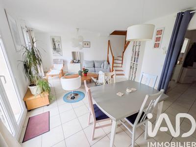 Maison - 77 m² - 4 pièces