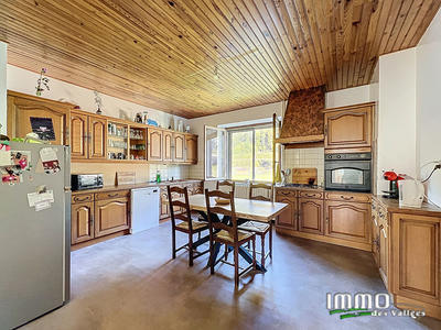 Appartement - 105 m² - 4 pièces