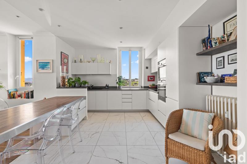 Appartement - 108 m² - 4 pièces