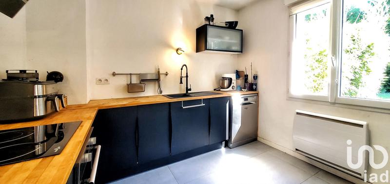 Maison - 137 m² - 9 pièces