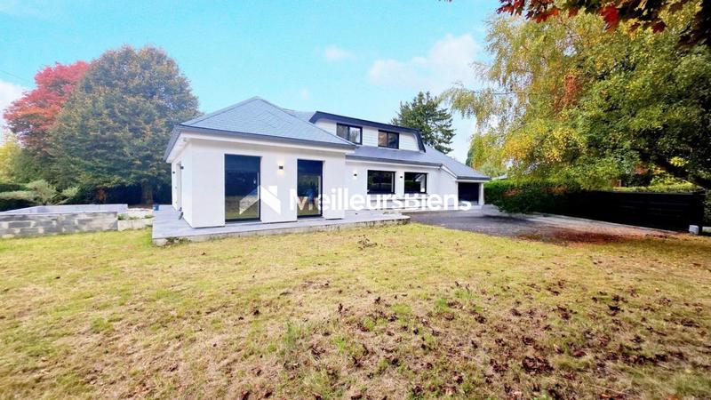 Villa - 170 m² - 6 pièces