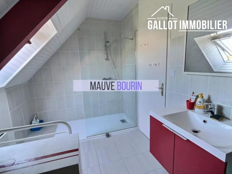 Maison - 130 m² - 7 pièces