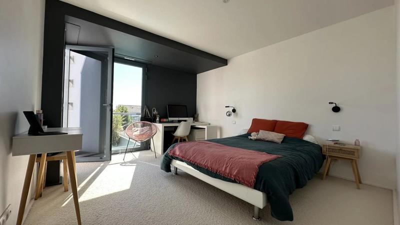 Villa - 180 m² - 5 pièces