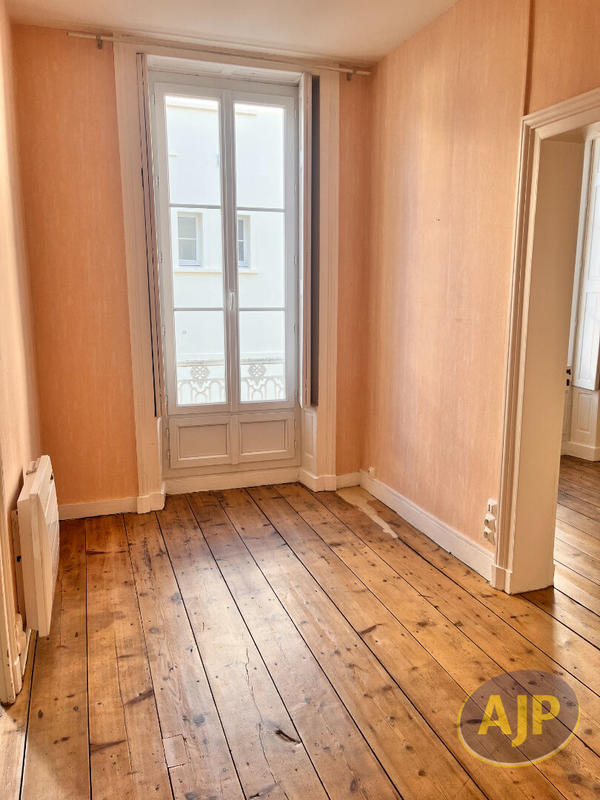 Appartement - 69 m² - 2 pièces