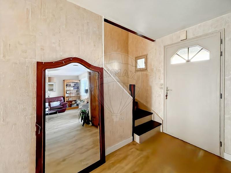 Maison - 97 m² - 5 pièces