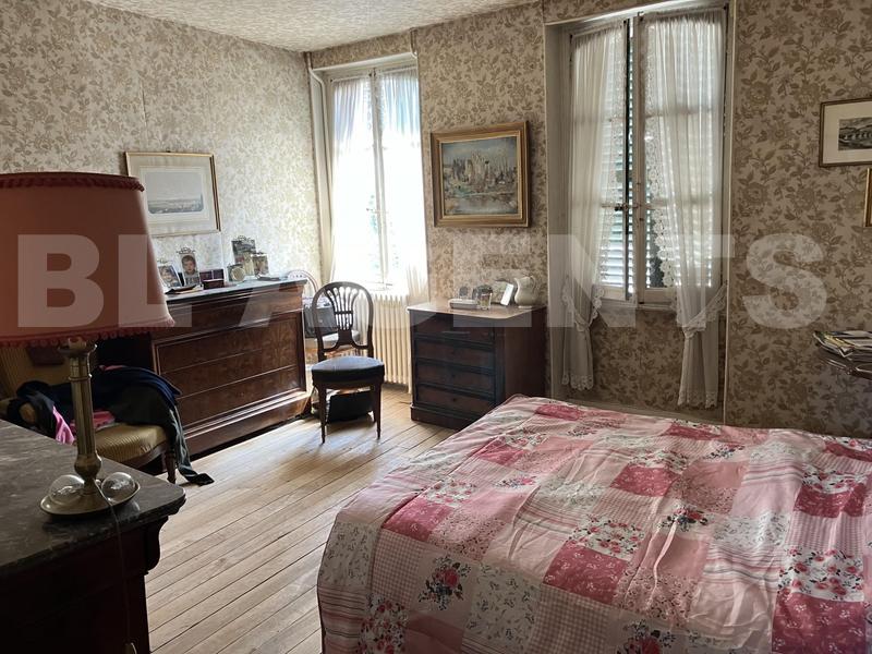 Maison - 156 m² - 7 pièces