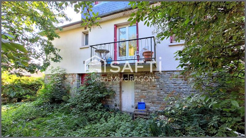 Maison - 99 m² - 6 pièces