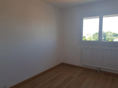 Appartement - 92 m² - 4 pièces