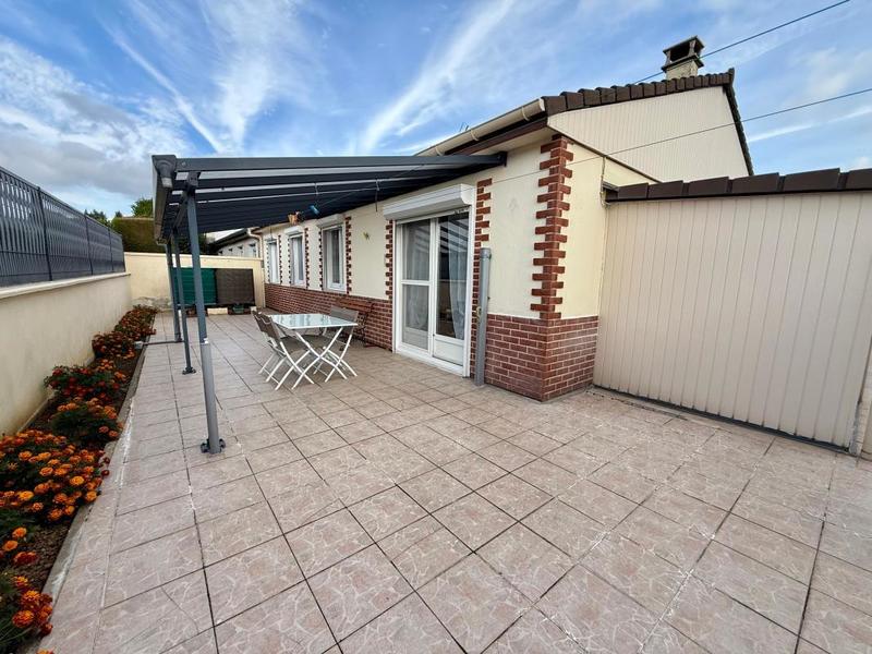 Maison - 95 m² - 4 pièces