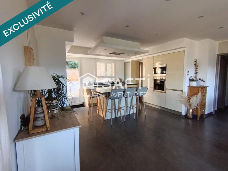 Maison - 137 m² - 6 pièces