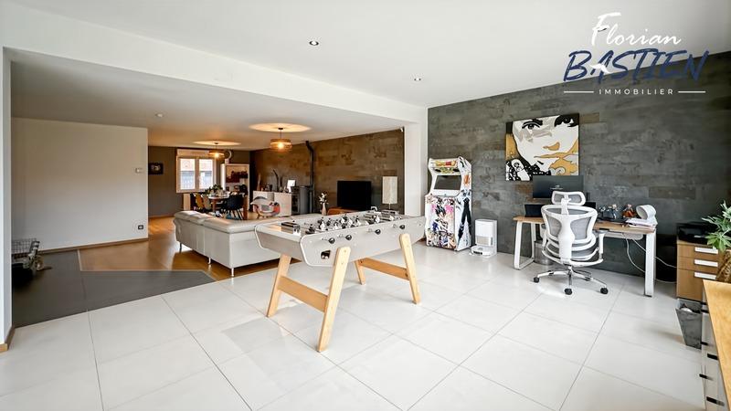 Maison - 180 m² - 7 pièces