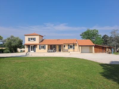 Maison - 136 m² - 6 pièces