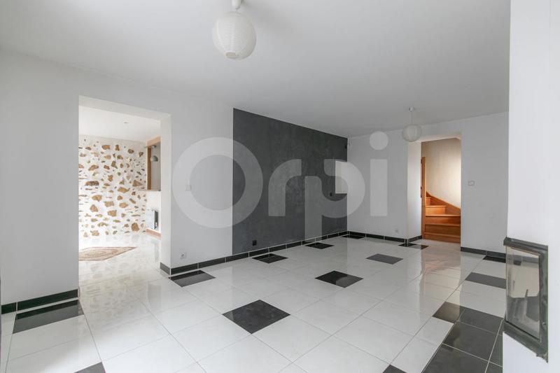 Maison - 95 m² - 4 pièces